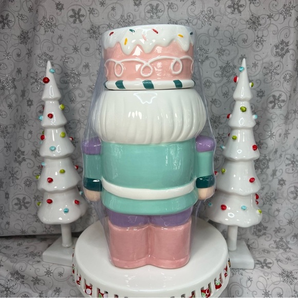 Pastel Christmas Sweet Treat Solider Nutcracker w/ Peppermint Belt Cookie Jar - Picture 3 of 9